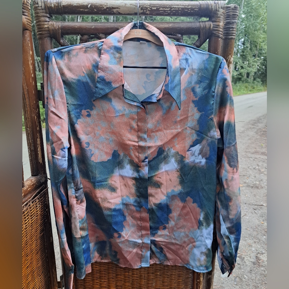🙂 3/15 SHEIN shirt looks like size medium 🍑🍊🍏🍈